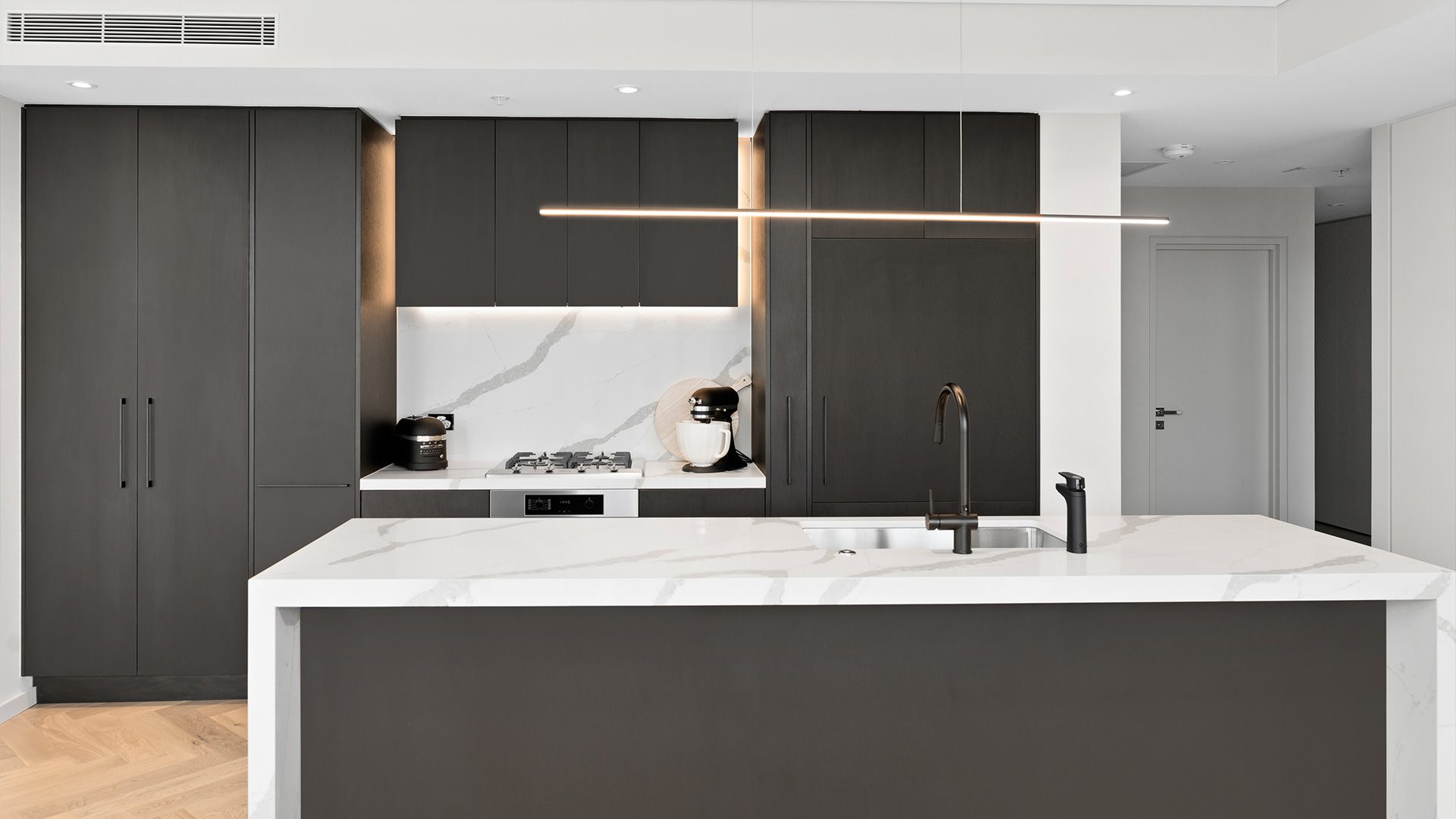 elena-lane-cove-apartment-interior-kitchen-1