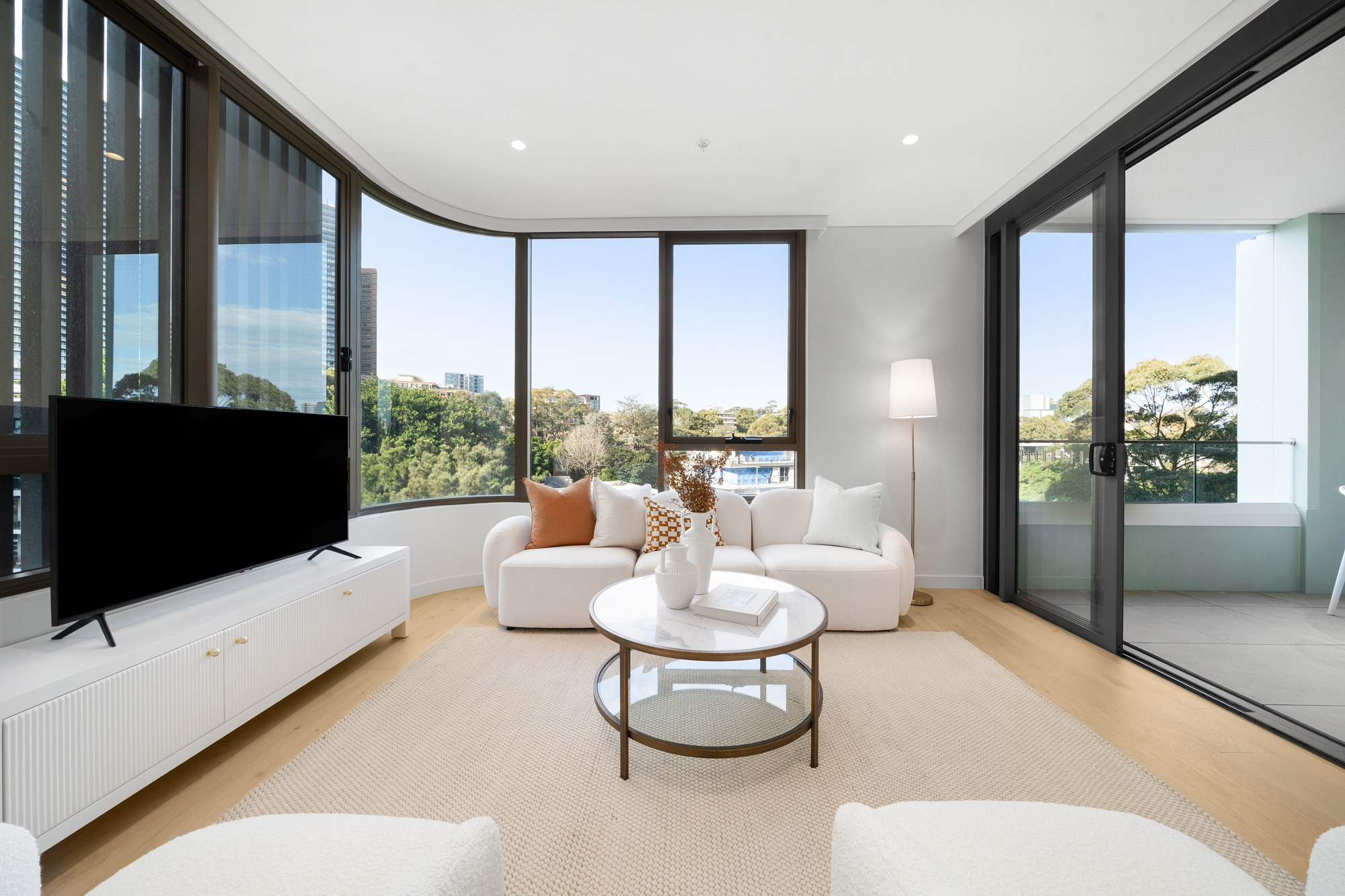 4 livingroom